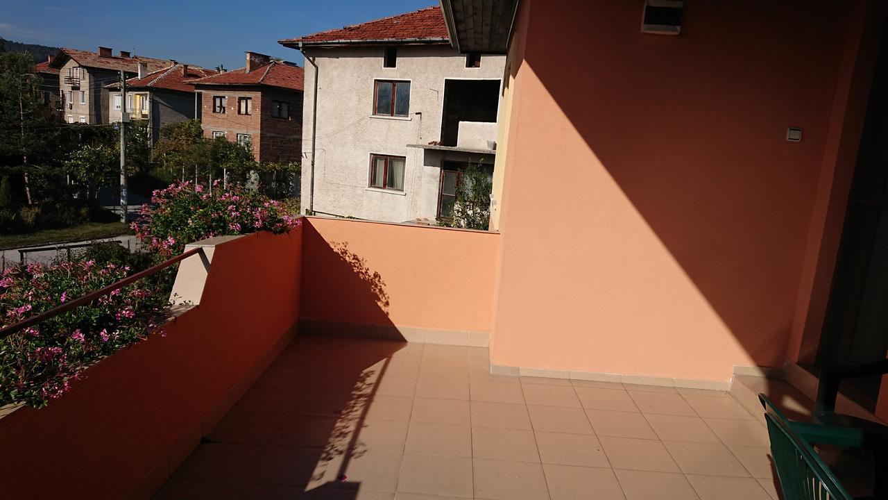 Family Hotel Dalia Velingrad Exterior foto